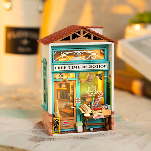 Free Time Bookshop Miniature House Rolife Robotime DS012