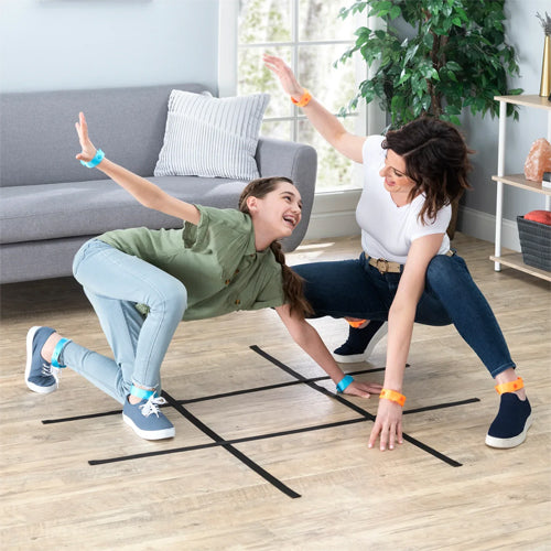 Kikkerland Tic Tac Twist