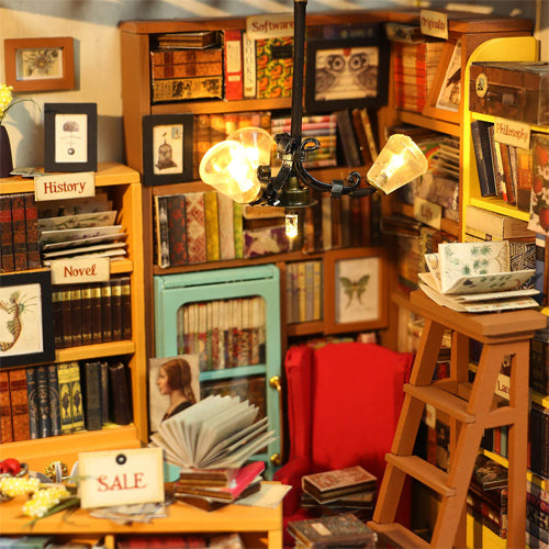 Sam's Study Miniature Bookshop DIY House Robotime Rolife DG102